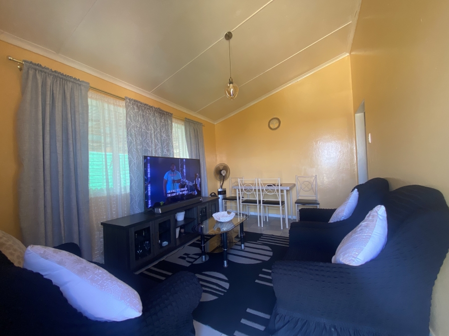 2 Bedroom Property for Sale in Hawston Western Cape
